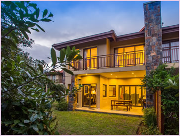 Back-view of 3 Baluwatu with it's patio